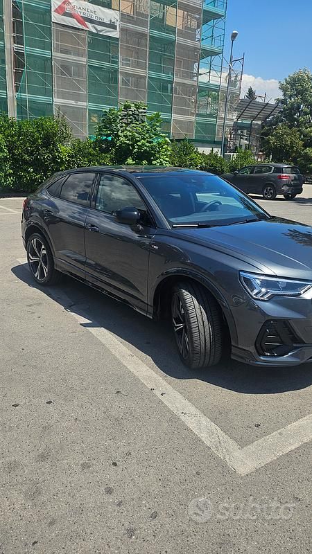 Usata Audi Q3 Sportback 120 CV (88 kW) 2025 Grigio SUV