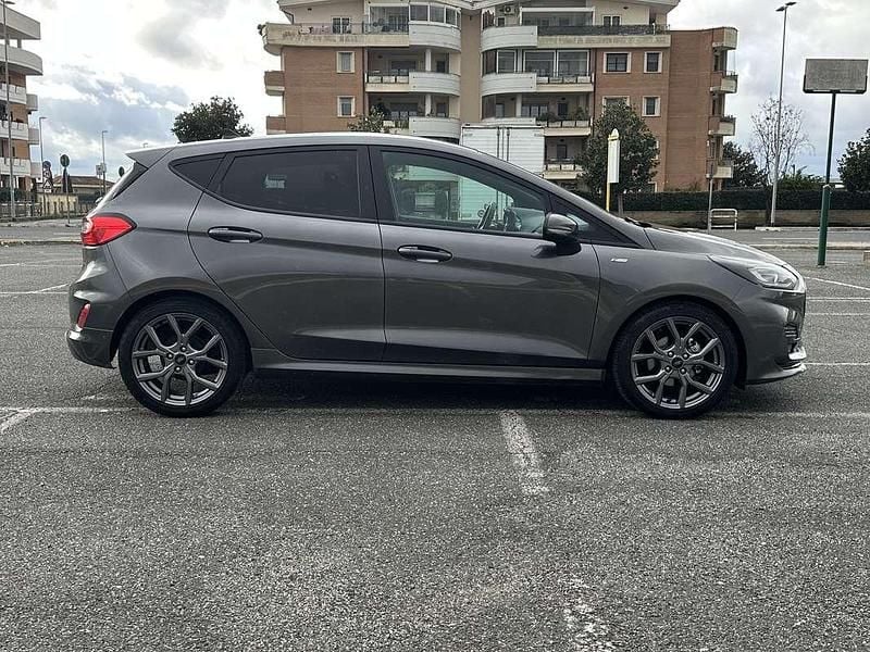 Usata Ford Fiesta ST-Line 125 CV (91 kW) 2023 Grigio Utilitaria