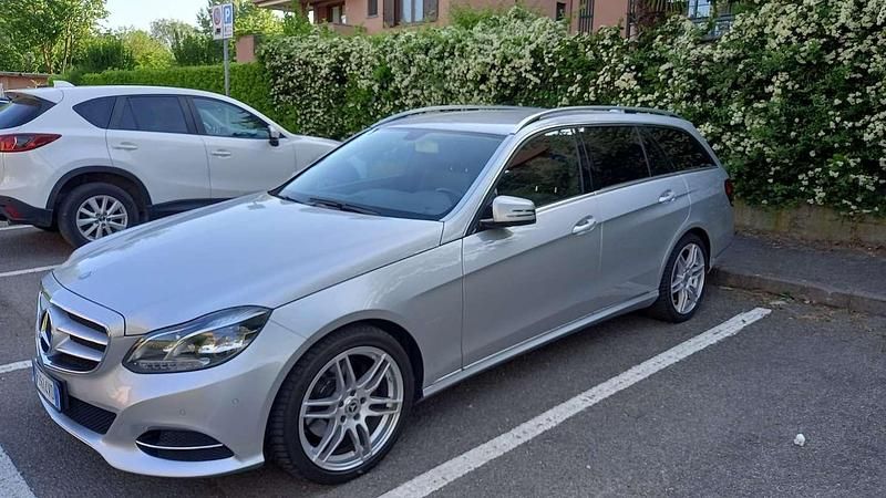 Usata Mercedes E300 Executive 204 CV (150 kW) 2016 Argento Station wagon