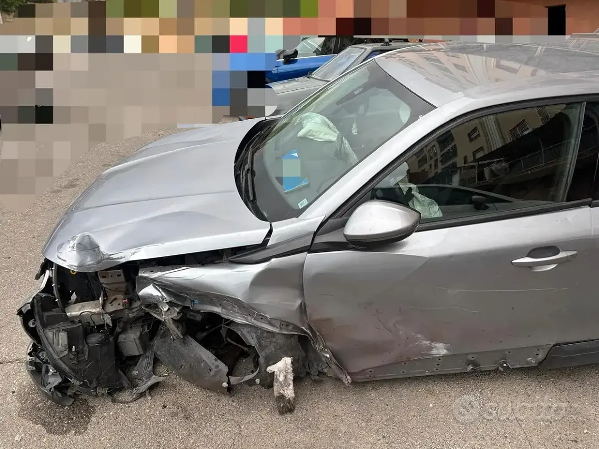 Brugt Peugeot 2008 2021 Grå SUV