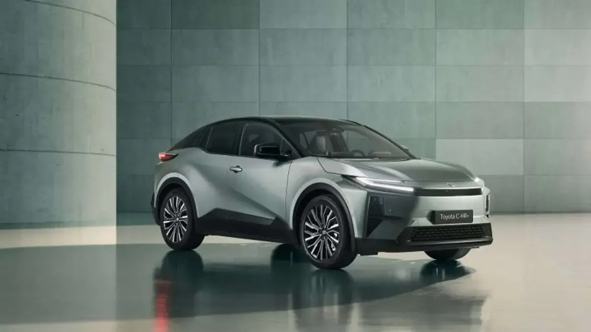 Nuova Toyota C-HR+ 61 kW (84 CV) 2026 Argento SUV