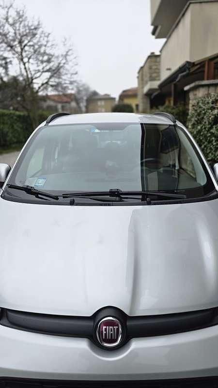 Usata Fiat Panda Lounge 69 CV (50 kW) 2018 Argento Utilitaria