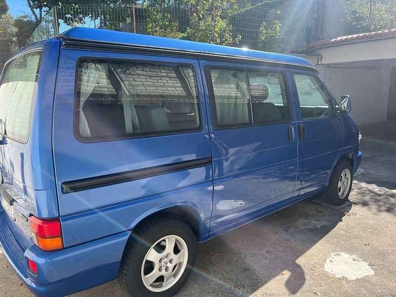 Usata VW Caravelle California 102 CV (75 kW) 1999 Blu/azzurro Monovolume
