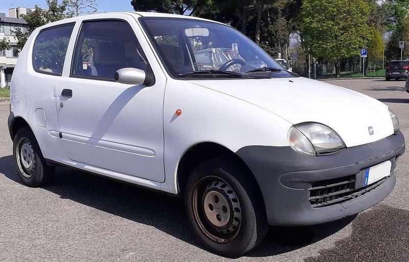 Usata Fiat Seicento 39 CV (28 kW) 1999 Bianco Utilitaria