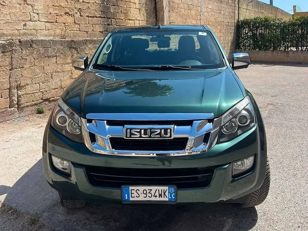 Usata Isuzu D-Max 163 CV (119 kW) 2013 Verde SUV