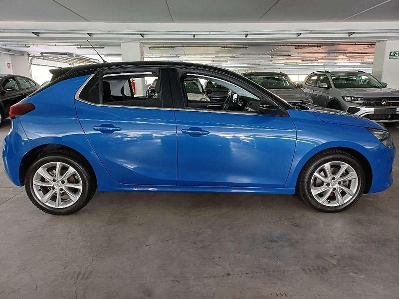 Usata Opel Corsa Elegance 101 CV (74 kW) 2022 0a reef blue metallizzato Berlina