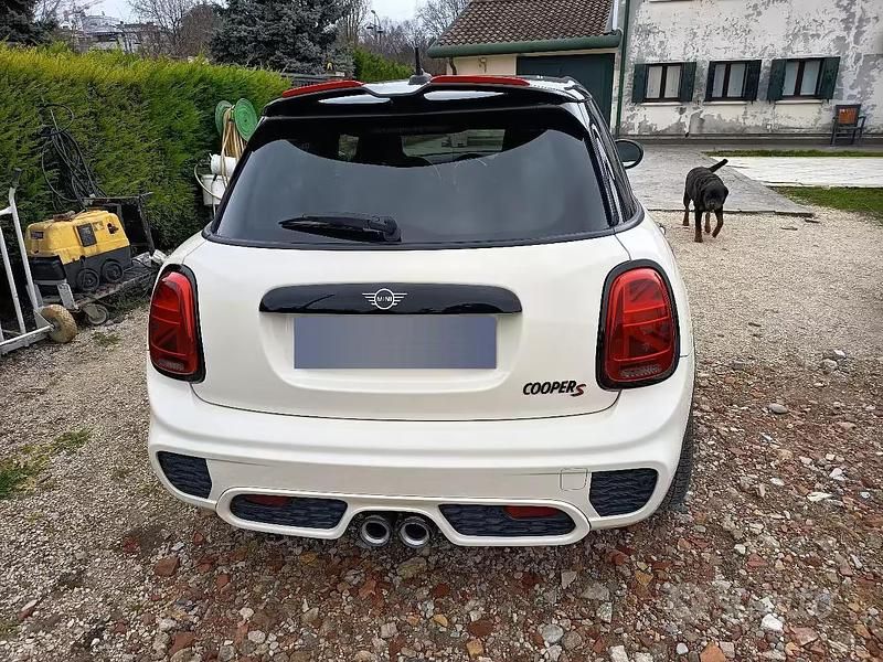 Usata Mini Cooper 195 CV (143 kW) 2019 Utilitaria