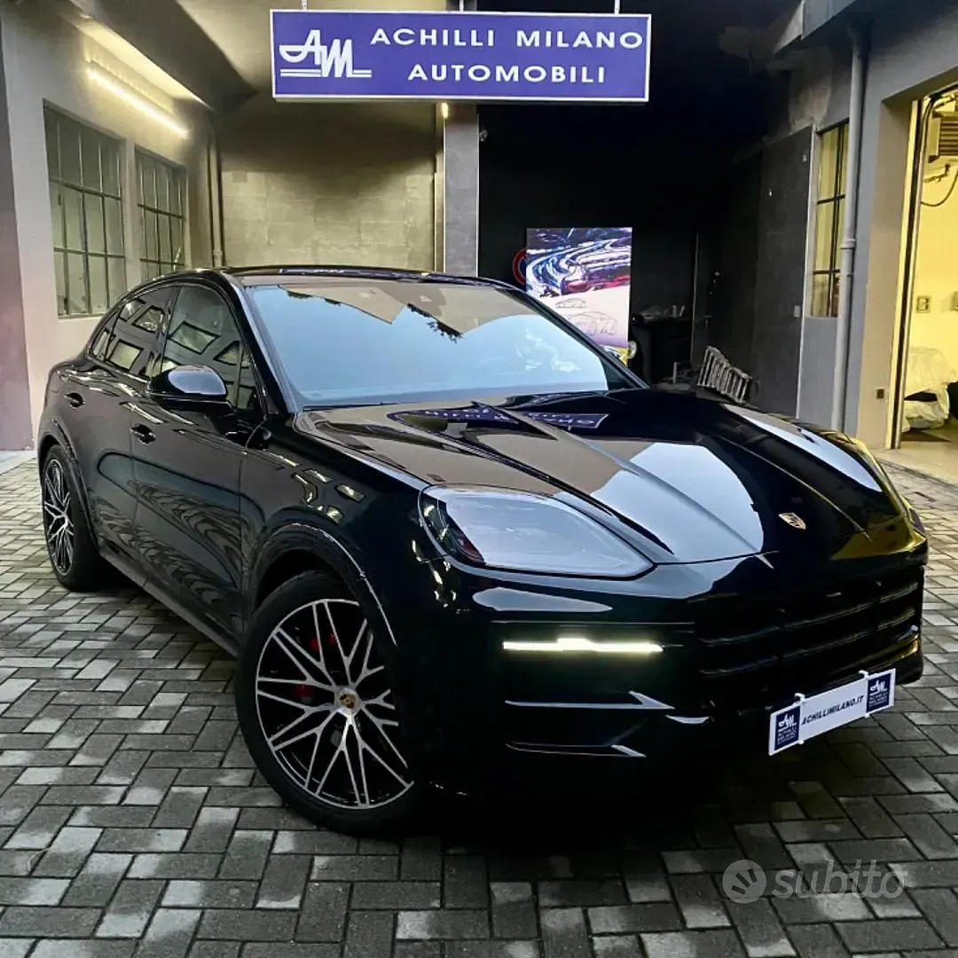 Usata Porsche Cayenne 500 CV (367 kW) 2025 Nero SUV