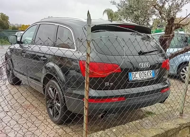 Usata Audi Q7 233 CV (171 kW) 2007 Nero SUV