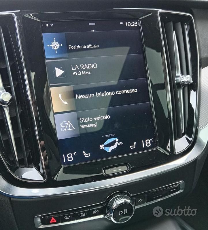 Usata Volvo V60 CC 200 CV (147 kW) 2020 Rosso Station wagon