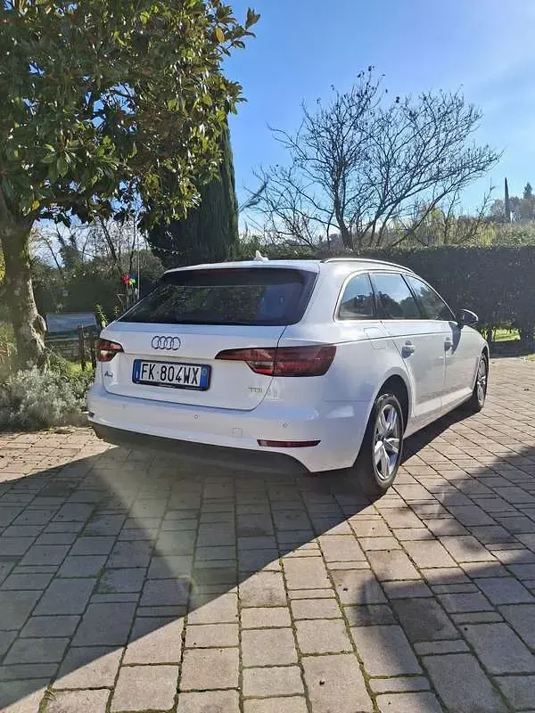 Usata Audi A4 Business 150 CV (110 kW) 2016 Station wagon