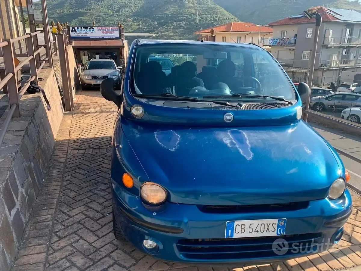 Usata Fiat Multipla 116 CV (85 kW) 2002 Blu Monovolume