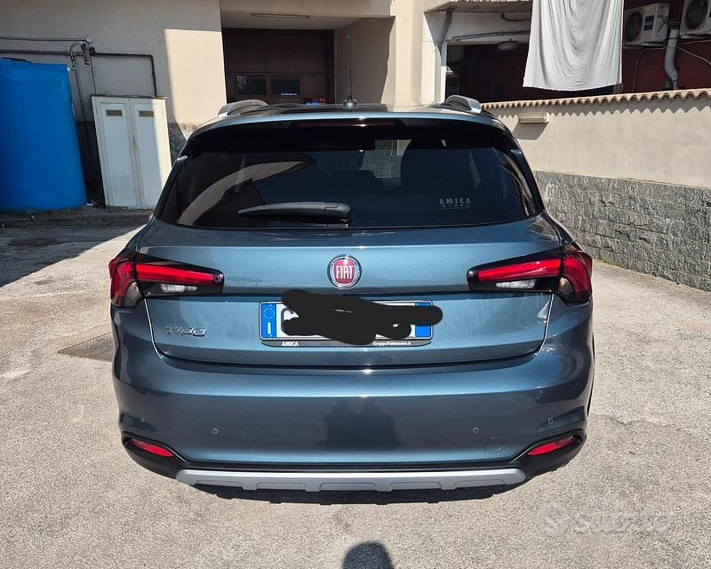 Usata Fiat Tipo Cross 131 CV (96 kW) 2022 Berlina
