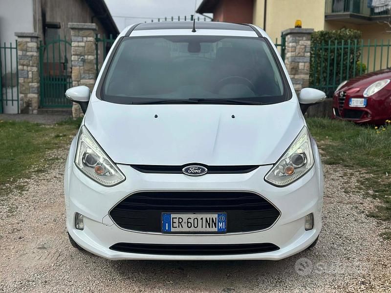 Usata Ford B-MAX Individual 95 CV (69 kW) 2013 Bianco Monovolume