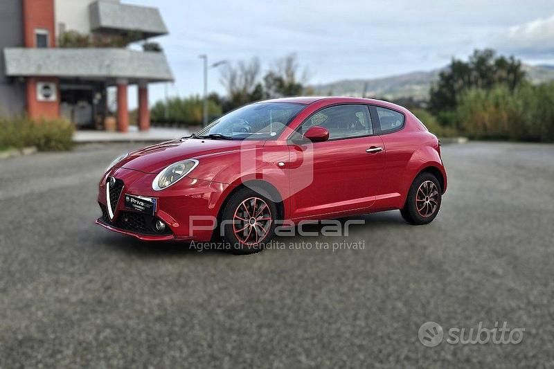 Usata Alfa Romeo MiTo Super 78 CV (57 kW) 2017 Rosso Utilitaria