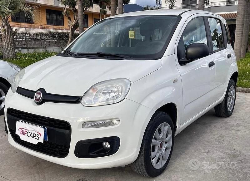 Begagnad Fiat Panda Easy 70 HK (51 kW) 2020 Vit Halvkombi
