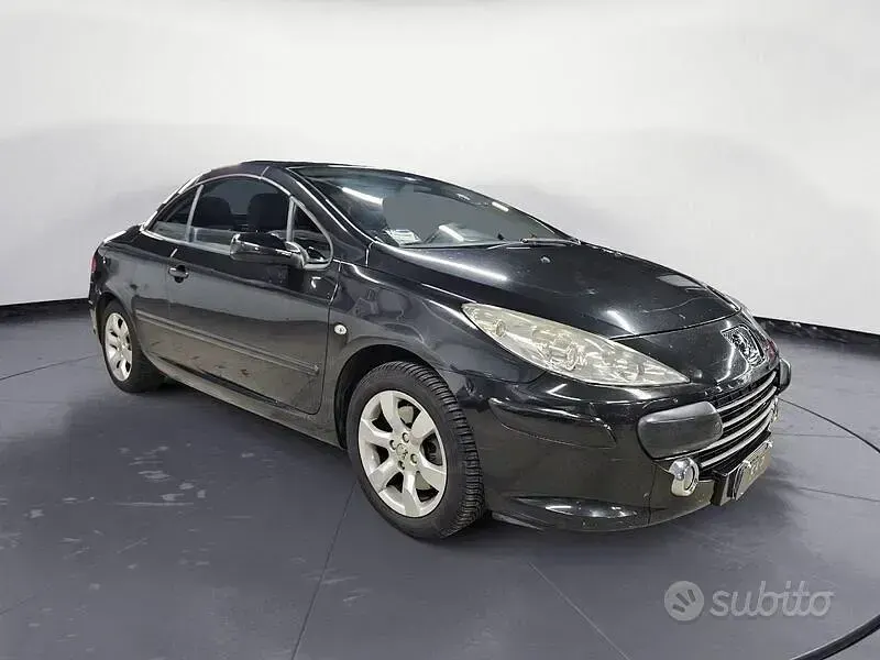 Usata Peugeot 307 CC 136 CV (100 kW) 2008 Nero Cabrio