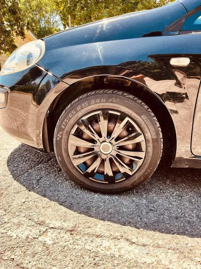 Usata Fiat Punto 65 CV (47 kW) 2010 Utilitaria