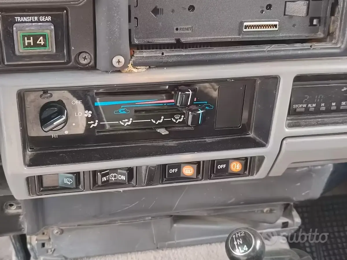 Usata Toyota Land Cruiser 86 CV (63 kW) 1989 Giallo SUV