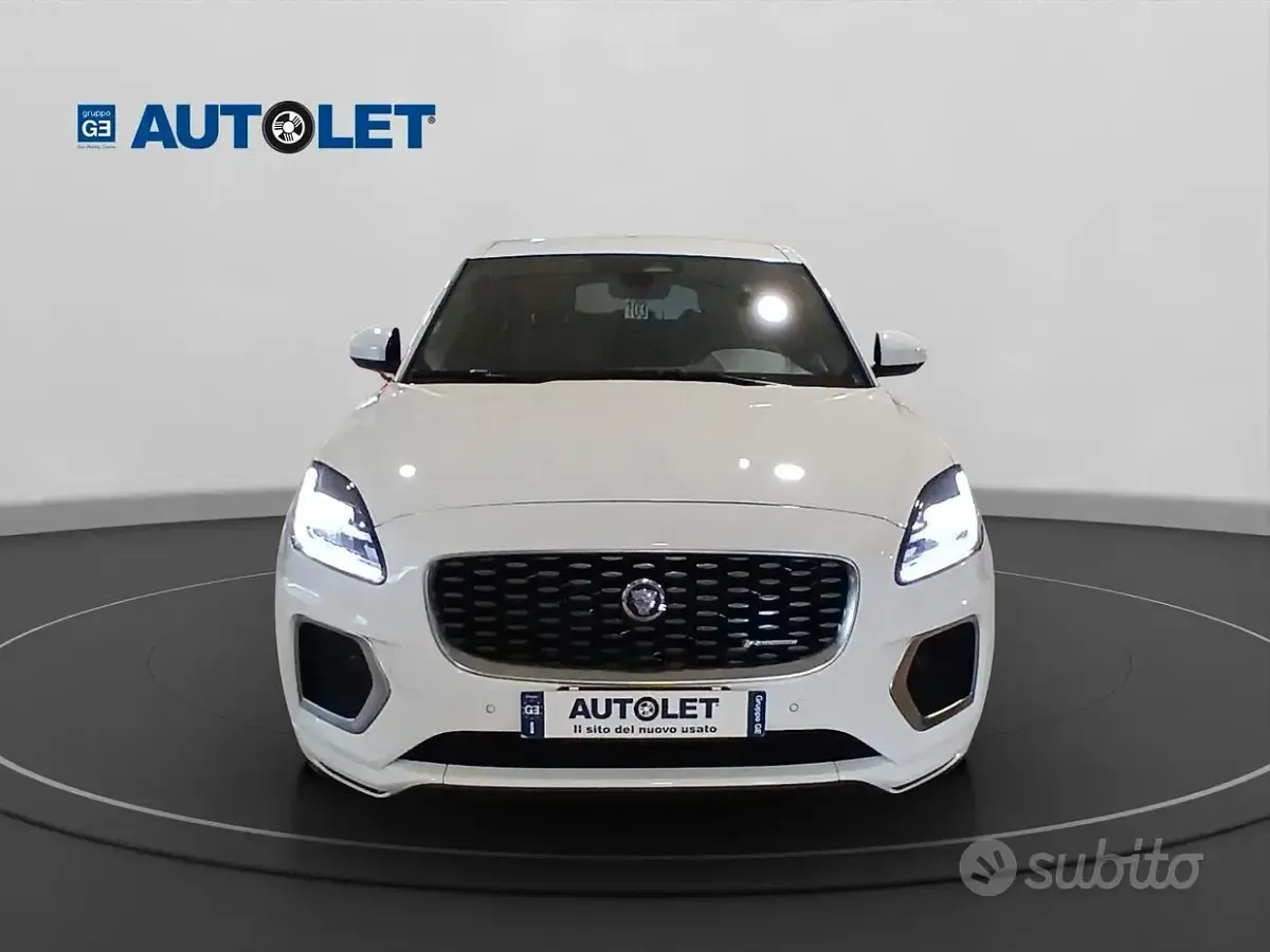 Usata Jaguar E-Pace R-Dynamic 163 CV (119 kW) 2022 Bianco SUV
