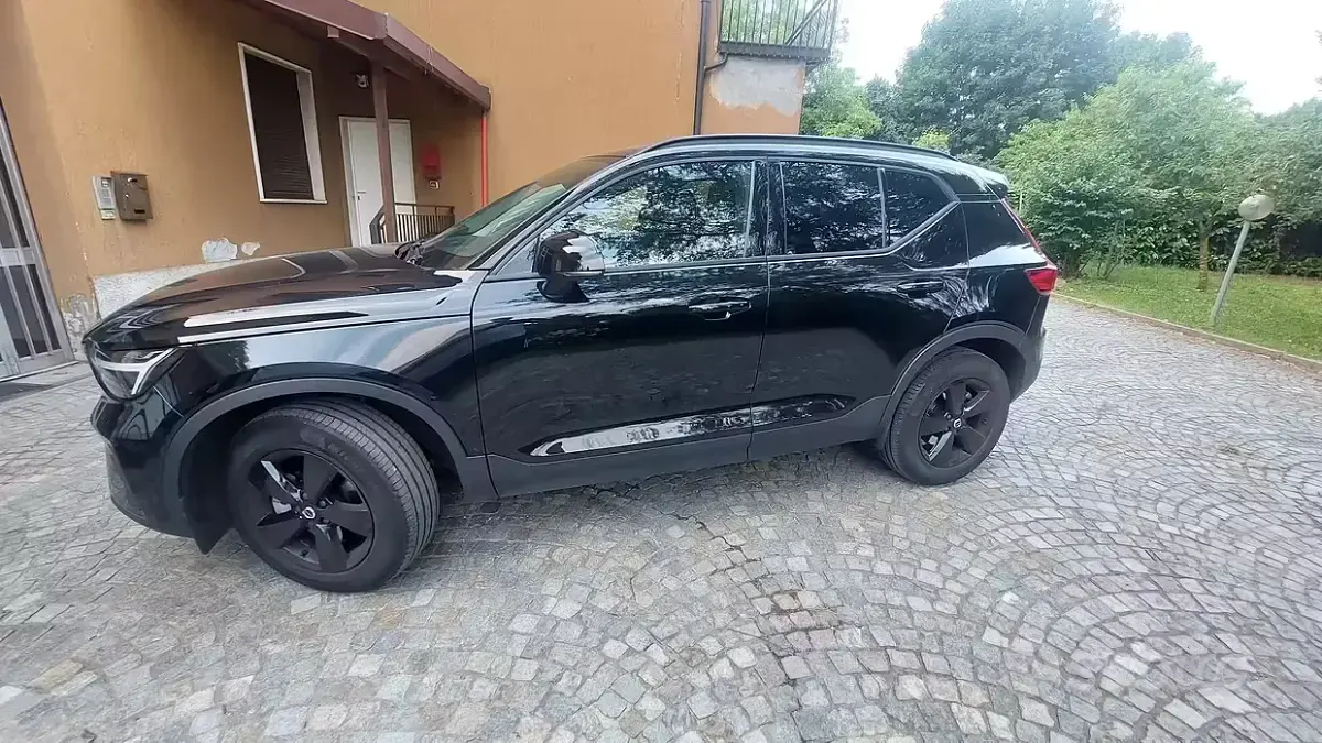Usata Volvo XC40 2025 Nero SUV