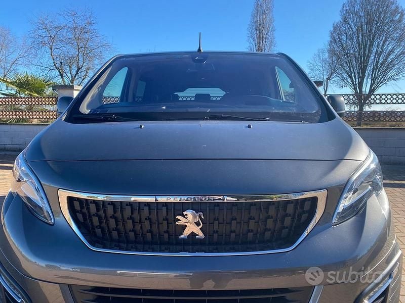 Grigio Usata 2019 Peugeot Traveller Allure Furgone | 24.900 € (Buon prezzo) - Immagine 1/4
