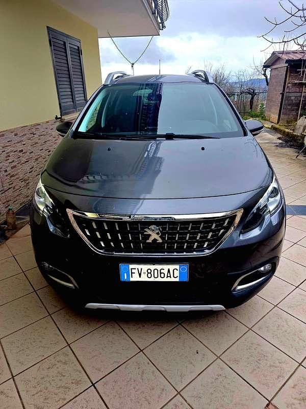 Usata Peugeot 2008 Access 75 CV (55 kW) 2019 Grigio SUV