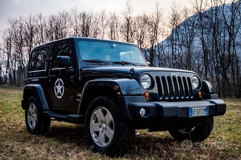 Usata Jeep Wrangler 200 CV (147 kW) 2011 Nero SUV