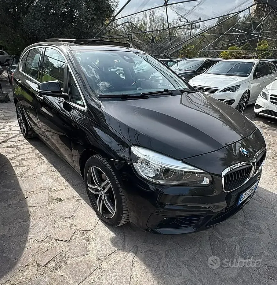 Usata BMW 218 Active Tourer Sport Line 150 CV (110 kW) 2014 Nero Monovolume