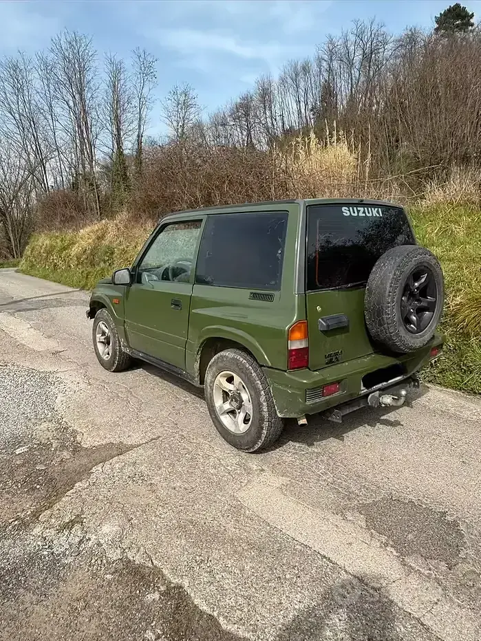 Usata Suzuki Vitara 87 CV (63 kW) 2003 Verde SUV