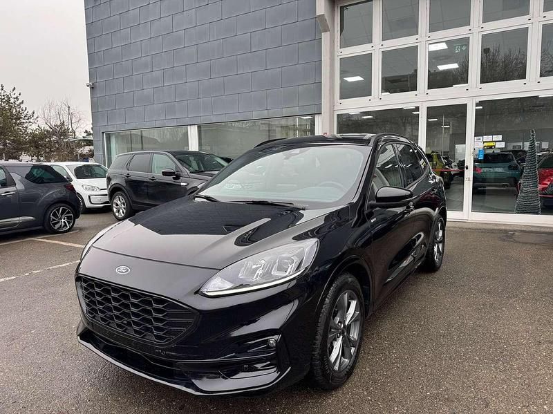 Nero metallizzato Usata 2024 Ford Kuga ST-Line SUV | 24.900 € (Buon prezzo) - Immagine 1/4