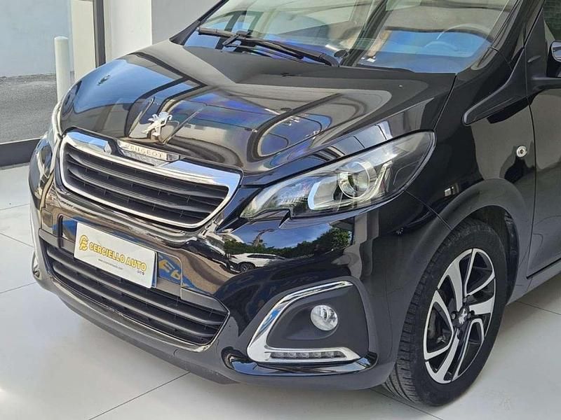 Usata Peugeot 108 Allure 72 CV (52 kW) 2021 Nero metallizzato Berlina