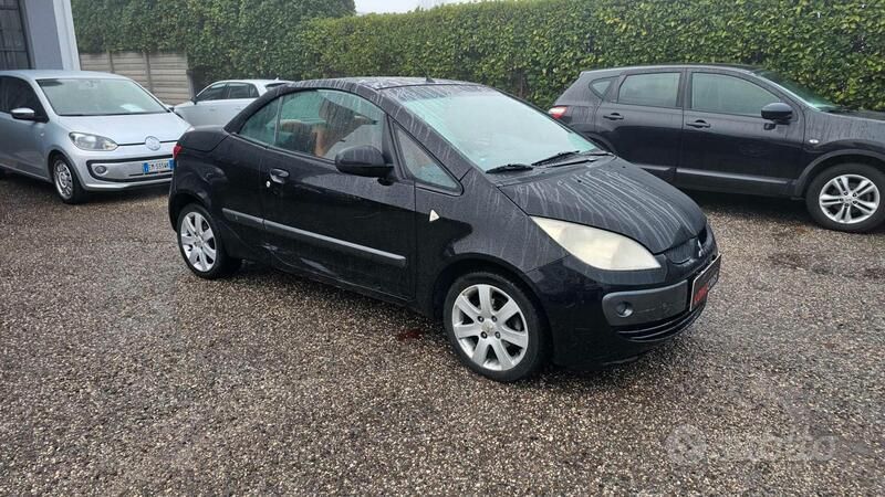 Usata Mitsubishi Colt 109 CV (80 kW) 2008 Nero Cabrio