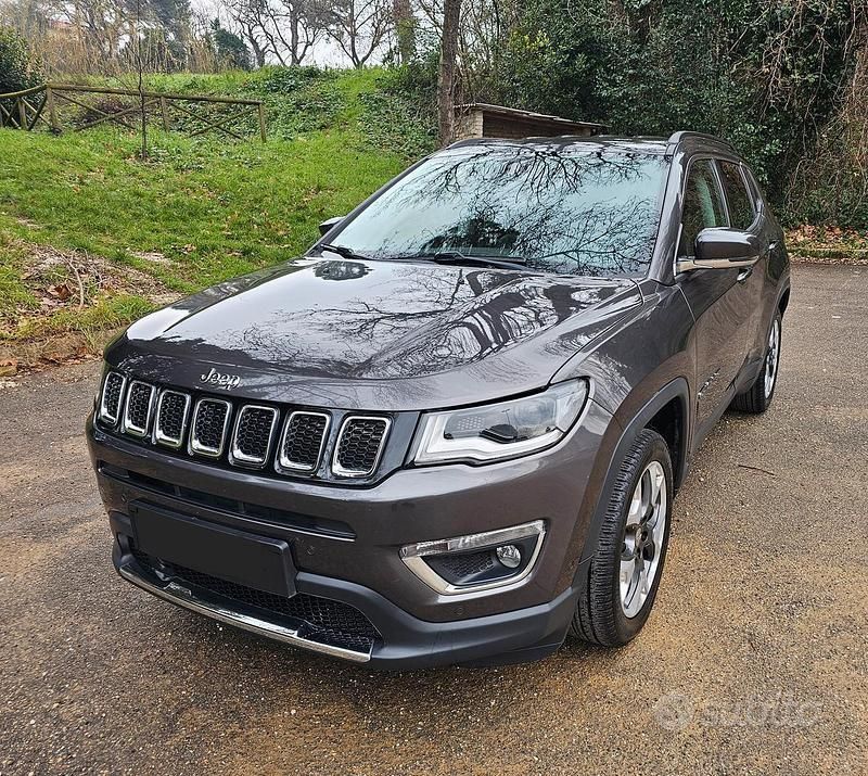 Usata Jeep Compass Limited 140 CV (102 kW) 2019 Grigio SUV
