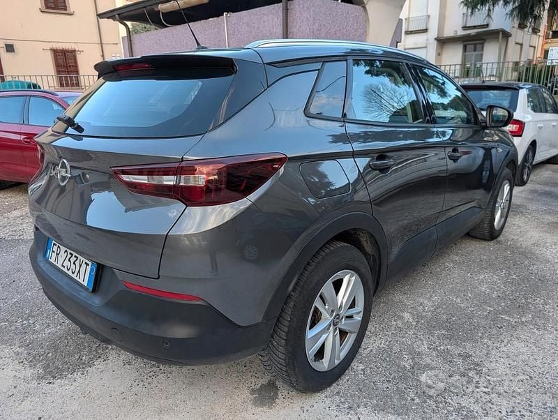 Usata Opel Grandland X 131 CV (96 kW) 2018 Grigio SUV