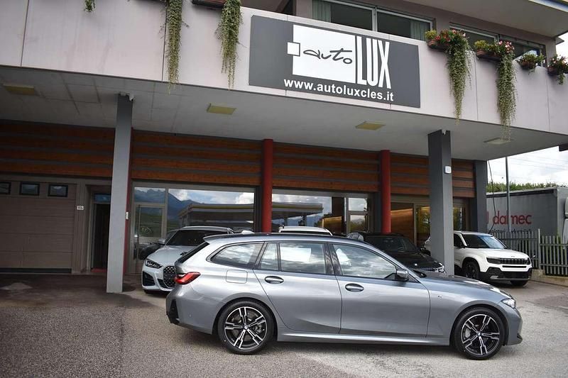 Usata BMW 330 M Sport 245 CV (180 kW) 2024 Skyscapper met Station wagon