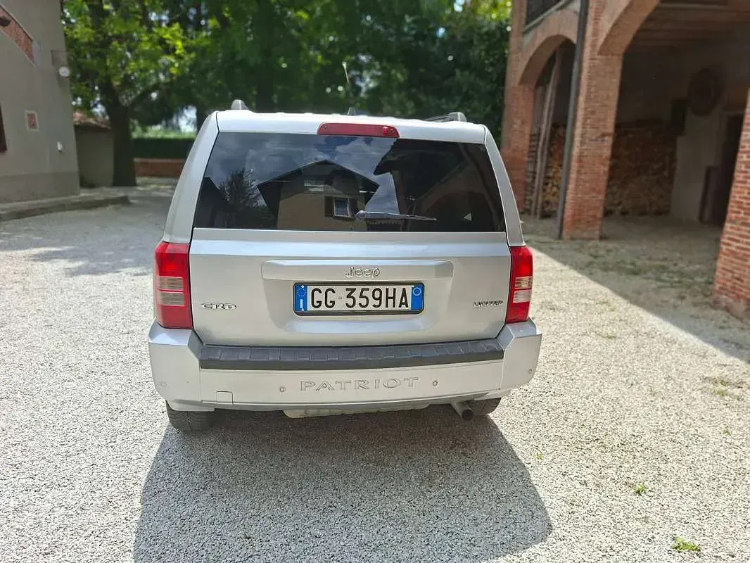 Usata Jeep Patriot Limited 140 CV (102 kW) 2008 SUV