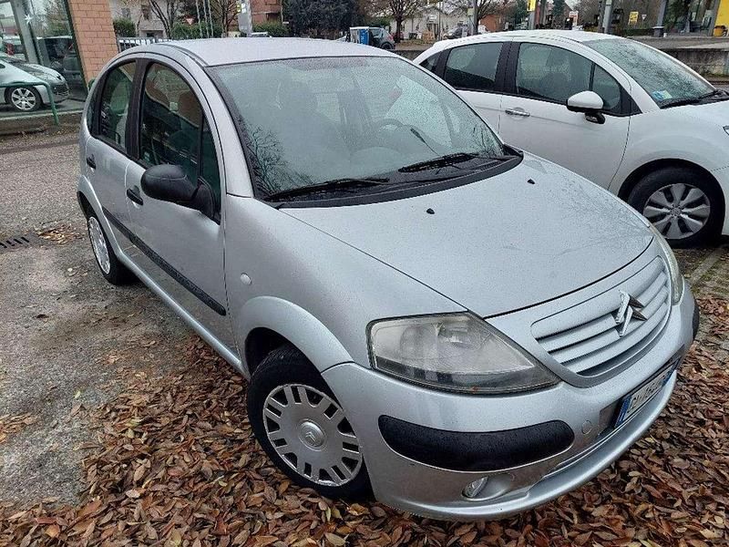 Usata Citroën C3 60 CV (44 kW) 2004 Argento Berlina