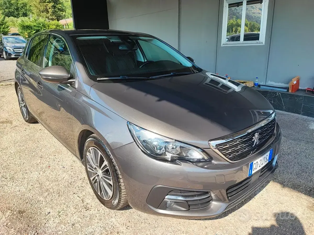 Usata Peugeot 308 Allure 131 CV (96 kW) 2021 Grigio Berlina