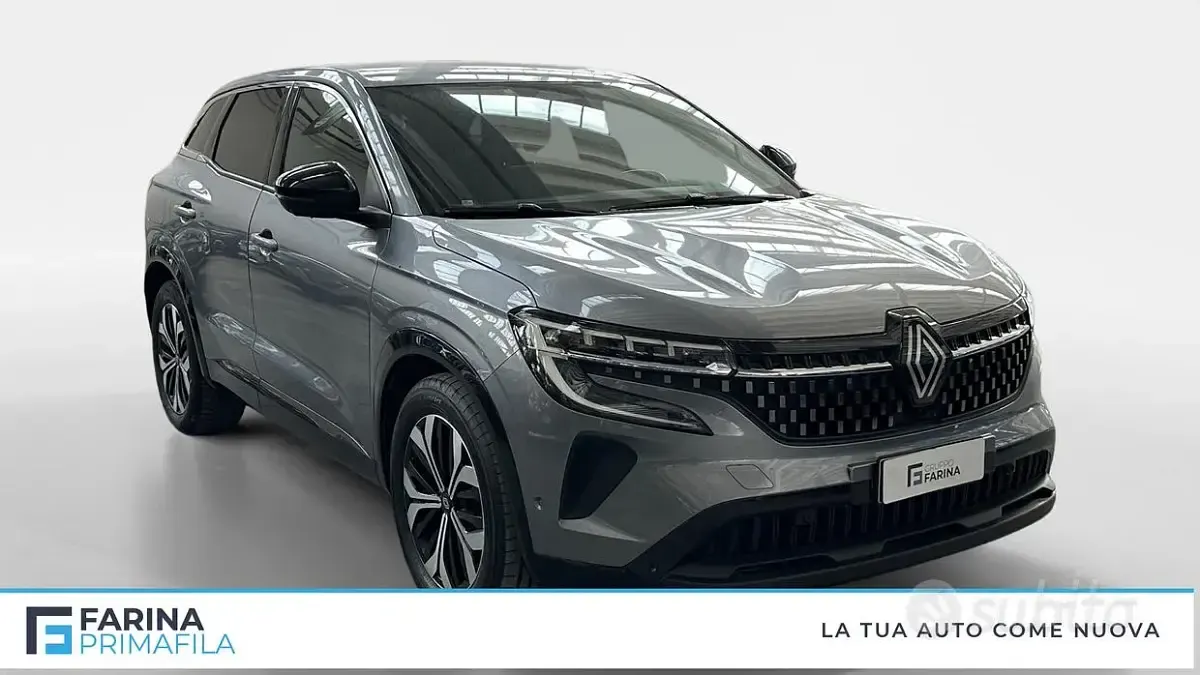 Usata Renault Austral Techno 131 CV (96 kW) 2023 Grigio SUV