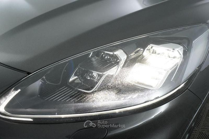 Usata Ford Kuga ST-Line 120 CV (88 kW) 2021 Grigio SUV