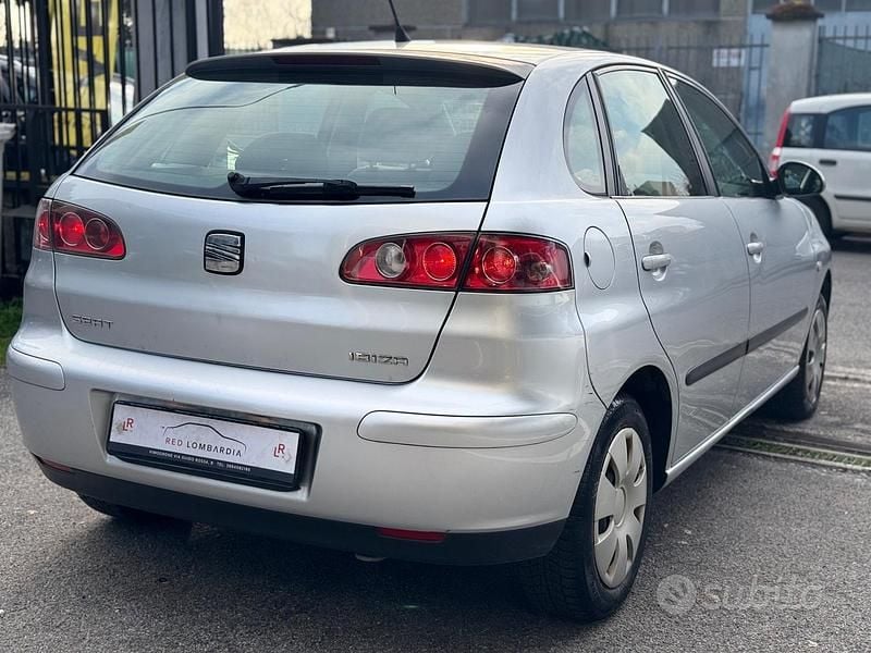 Usata Seat Ibiza Stylance 74 CV (54 kW) 2005 Grigio Utilitaria