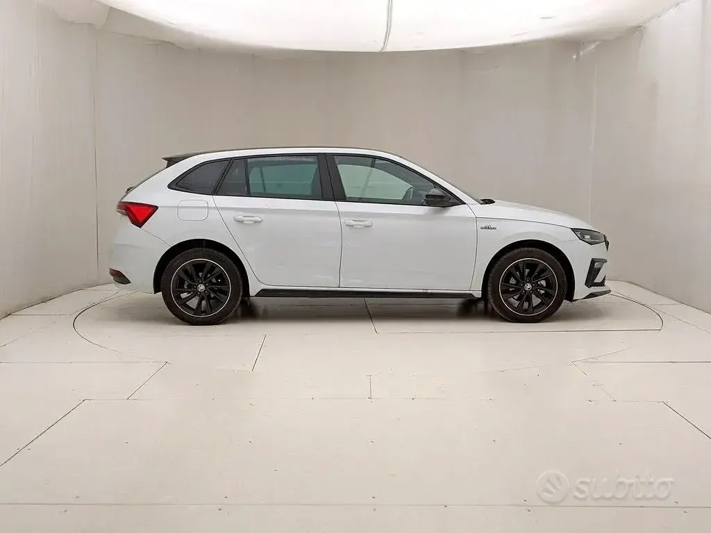 Usata Skoda Scala Monte Carlo 116 CV (85 kW) 2025 Bianco Utilitaria
