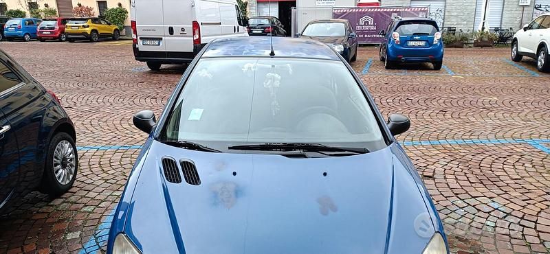 Usata Peugeot 206 60 CV (44 kW) 2000 Blu Berlina