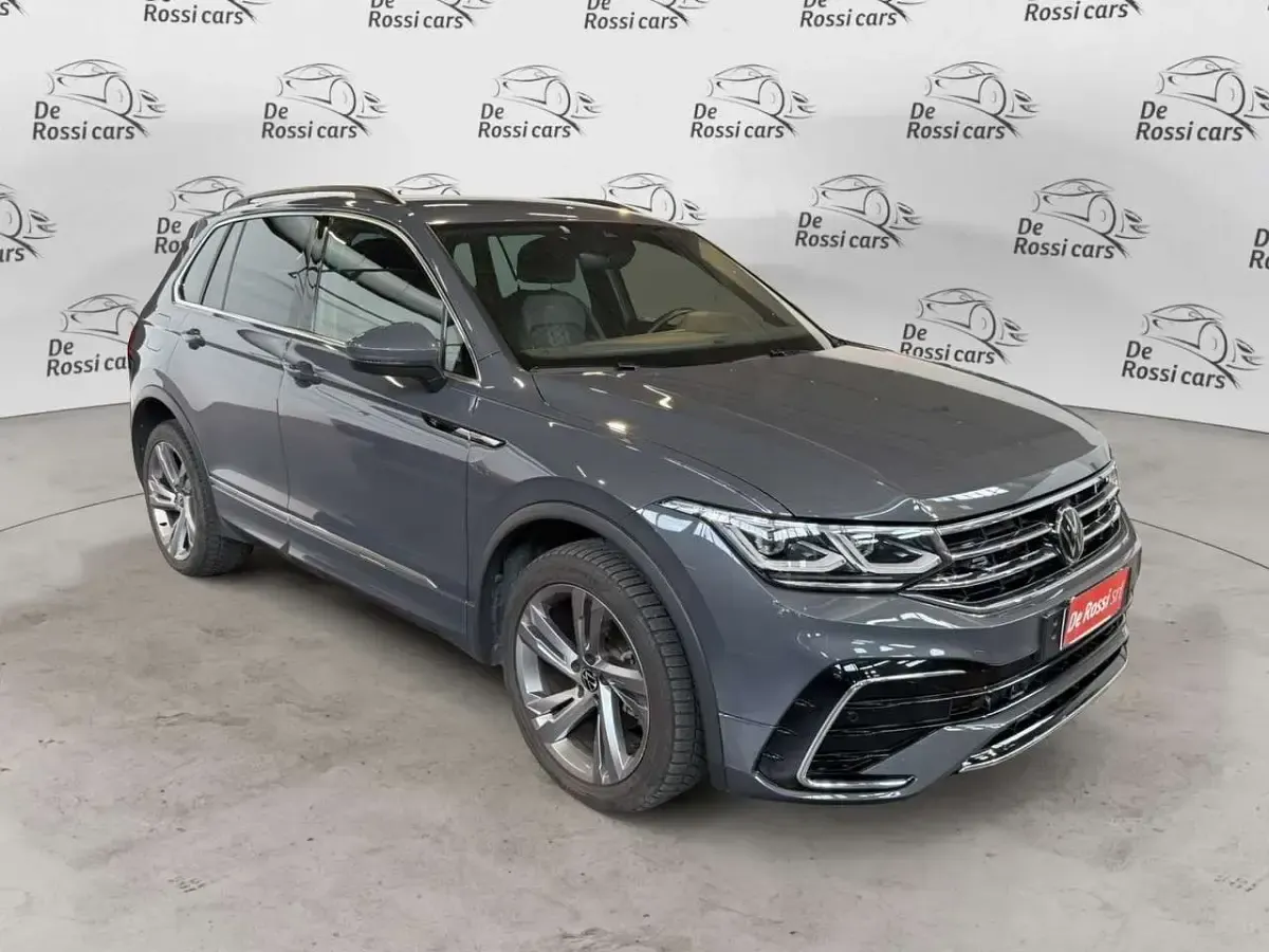 Usata VW Tiguan R-line 150 CV (110 kW) 2022 Grigio SUV