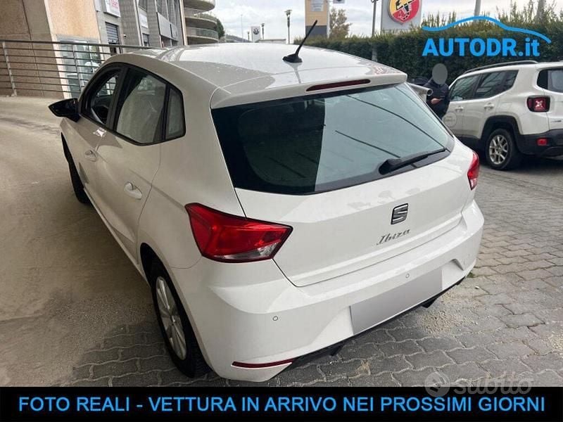 Usata Seat Ibiza Style 90 CV (66 kW) 2022 Bianco Utilitaria