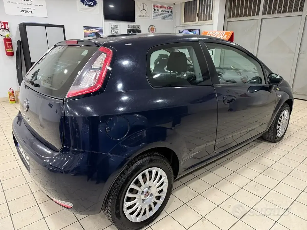 Occasion Fiat Punto 75 ch (55 kW) 2015 Noir Citadine