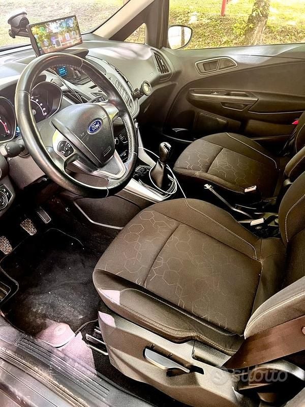 Usata Ford B-MAX 90 CV (66 kW) 2017 Grigio Monovolume