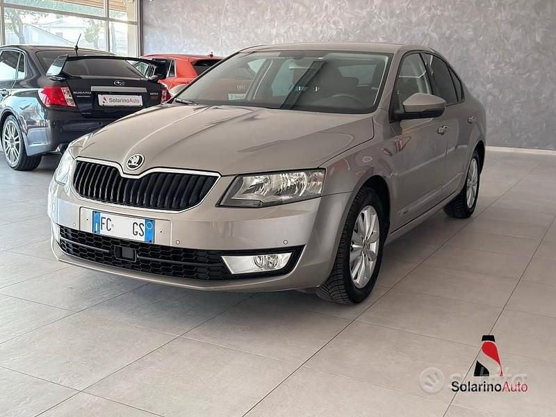 Usata Skoda Octavia G-TEC Ambition 110 CV (80 kW) 2016 Nero Berlina