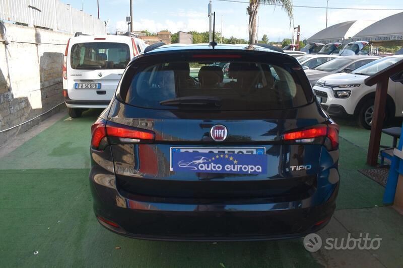 Usata Fiat Tipo Lounge 120 CV (88 kW) 2020 Nero Station wagon